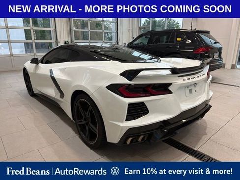 Used 2020 Chevrolet Corvette Stingray Preferred Cpe w/ 2LT Preferred Equipment Group RWD image 3