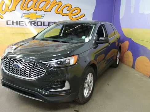 Used 2023 Ford Edge SEL AWD/4WD image 4