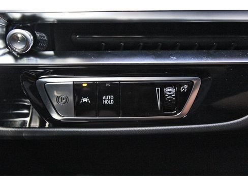 New 2027 Cadillac Lyriq Luxury AWD/4WD image 14