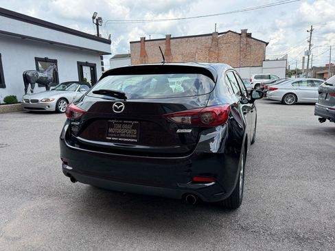 Used 2017 MAZDA MAZDA3 Sport FWD image 3