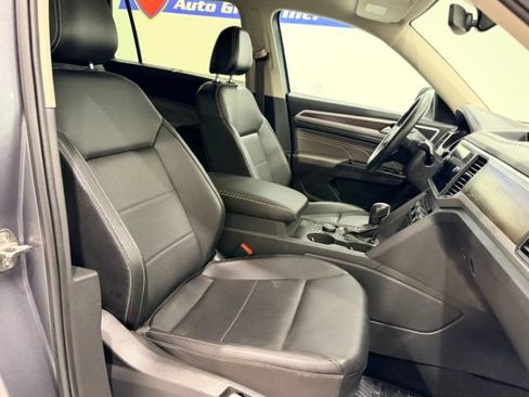 Used 2021 Volkswagen Atlas SE AWD/4WD image 45