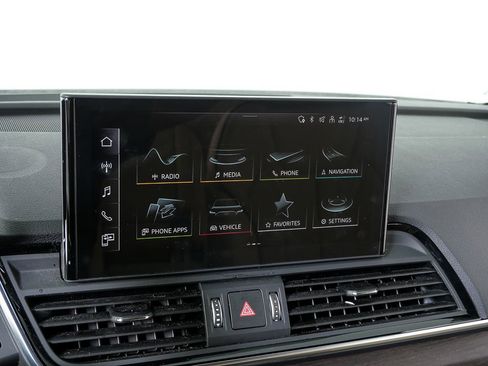 Used 2023 Audi Q5 2.0T Premium w/ Convenience Package AWD/4WD image 13