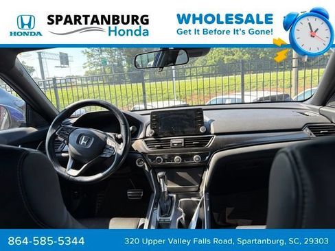 Used 2018 Honda Accord Sport image 11