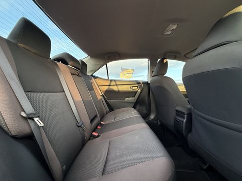 Used 2017 Toyota Corolla L image 30