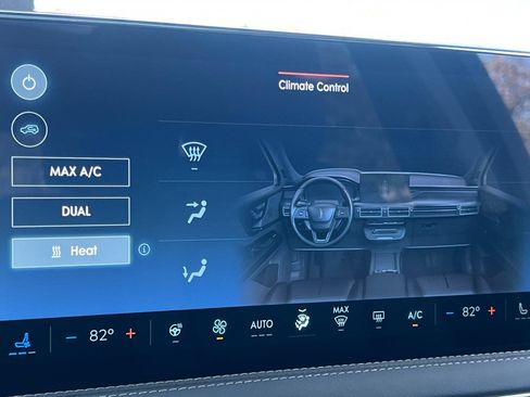 Certified 2025 Lincoln Corsair Grand Touring w/ Equipment Group 301A AWD/4WD image 18