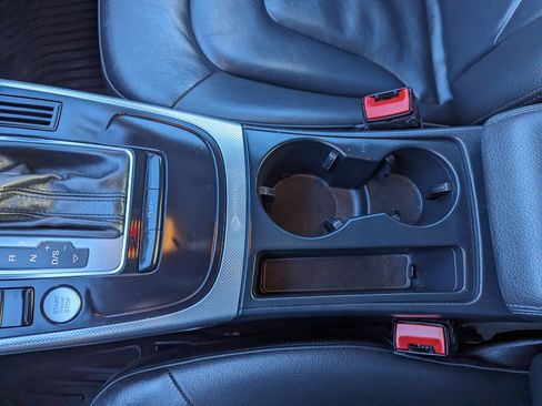 Used 2016 Audi A4 2.0T Premium image 24