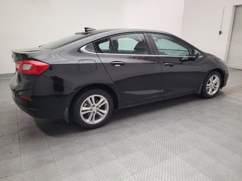 Used 2016 Chevrolet Cruze LT FWD image 10