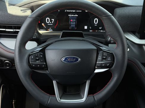 Used 2025 Ford Explorer ST-Line w/ Premium Package RWD image 14