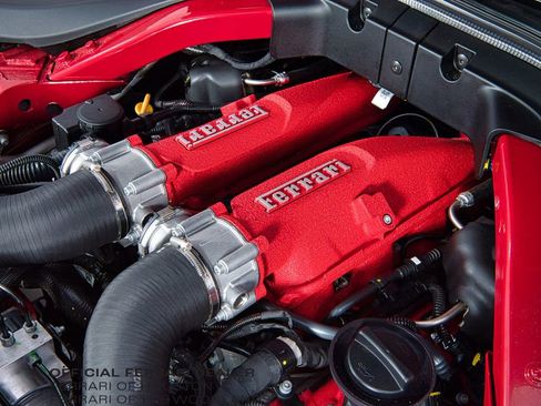 Used 2023 Ferrari Roma image 26