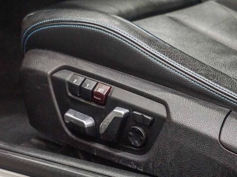 Used 2018 BMW M2 image 20