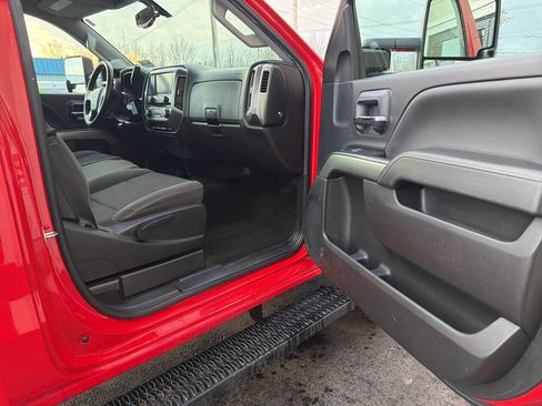 Used 2018 Chevrolet Silverado 3500 LT image 11