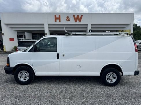 Used 2013 Chevrolet Express 2500 RWD image 1