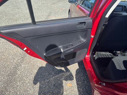 Used 2015 Mitsubishi Lancer DE image 16