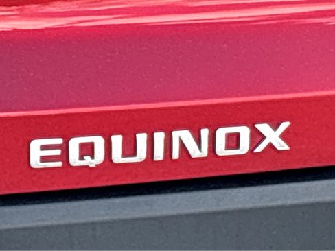 Used 2025 Chevrolet Equinox LT image 24