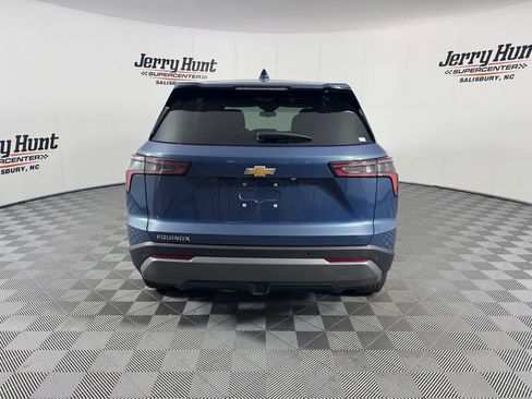 Used 2025 Chevrolet Equinox LT image 9