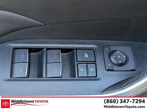 Certified 2025 Toyota RAV4 XLE AWD/4WD image 12