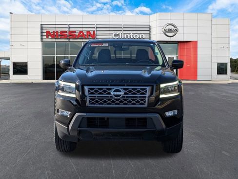 Certified 2024 Nissan Frontier SL w/ Technology Package image 8