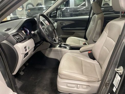 Used 2019 Honda Ridgeline RTL image 24
