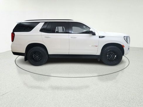Used 2021 GMC Yukon AT4 w/ AT4 Premium Plus Package AWD/4WD image 13