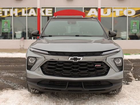 Used 2024 Chevrolet TrailBlazer RS w/ Convenience Package FWD image 2