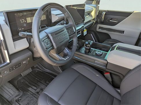 New 2026 GMC Hummer EV 4x4 Crew Cab image 7