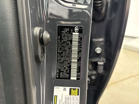 Used 2024 Toyota Corolla LE image 21