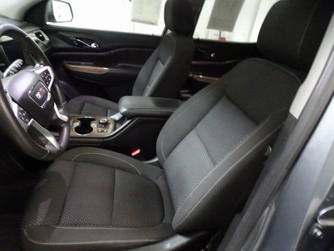 Used 2021 GMC Acadia SLE w/ Driver Convenience Package image 2