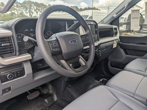 New 2024 Ford F550 2WD Regular Cab Super Duty image 16