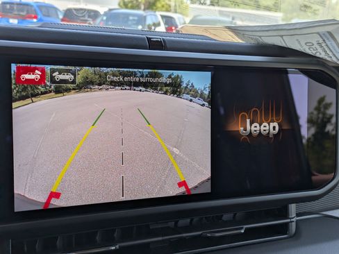New 2026 Jeep Wrangler Unlimited Rubicon AWD/4WD image 19