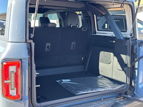 New 2025 Ford Bronco Badlands AWD/4WD image 9