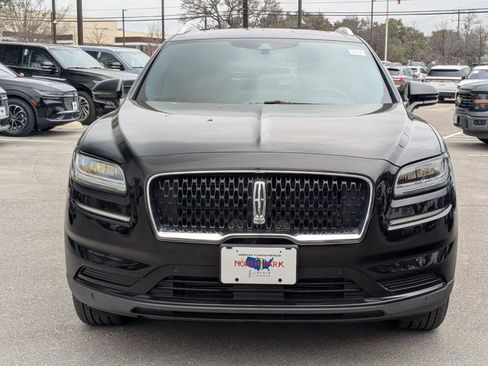 Used 2021 Lincoln Nautilus Reserve w/ Equipment Group 201A image 8