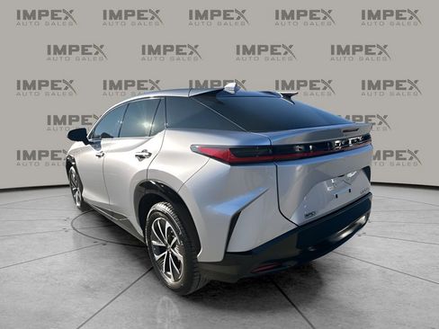 Used 2024 Lexus RZ 300e Premium image 3