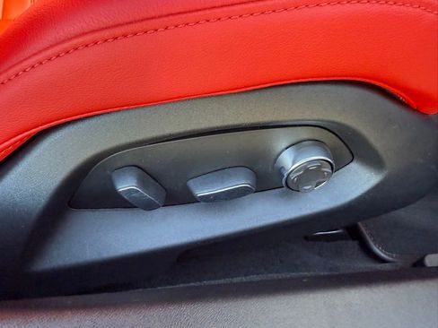 Certified 2020 Chevrolet Corvette Stingray Premium Cpe w/ 3LT Preferred Equipment Group image 15