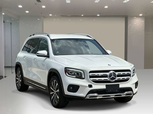 Used 2022 Mercedes-Benz GLB 250 4MATIC image 6