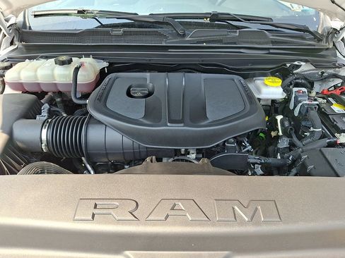 Used 2025 RAM 1500 Big Horn AWD/4WD image 27