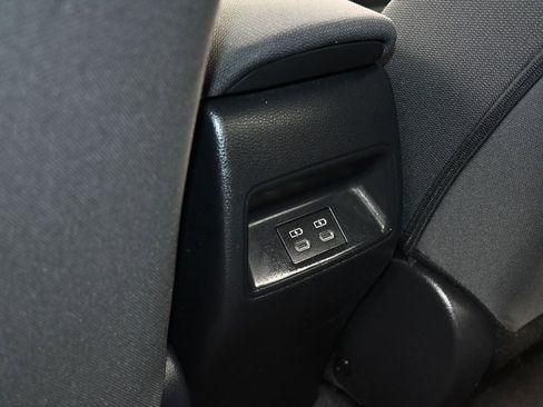 Used 2024 Toyota Corolla LE image 32