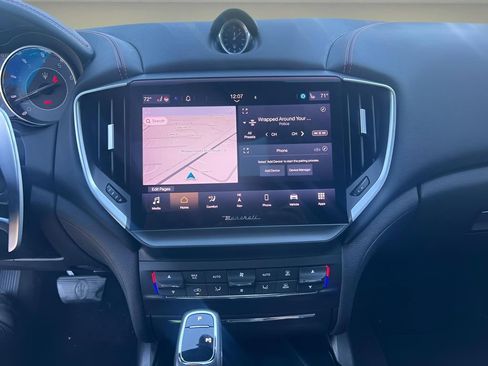 Used 2022 Maserati Ghibli Modena Q4 image 15