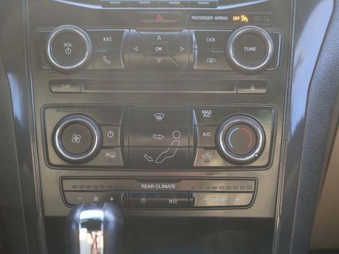 Used 2016 Ford Explorer 4WD image 22