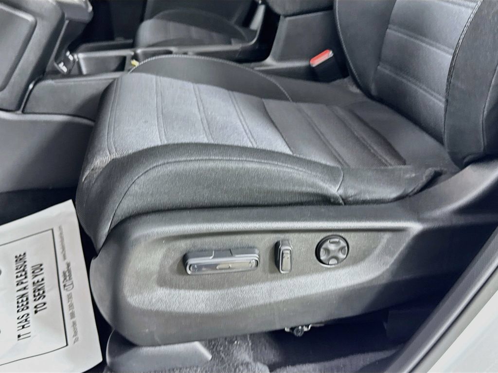 Used 2022 Honda CR-V EX image 25