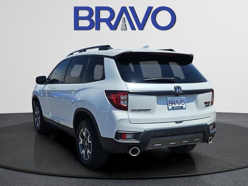 Used 2022 Honda Passport TrailSport image 5