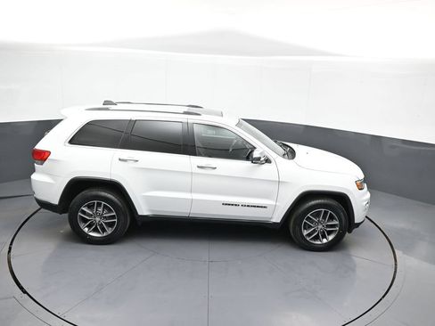 Used 2018 Jeep Grand Cherokee Limited AWD/4WD image 36