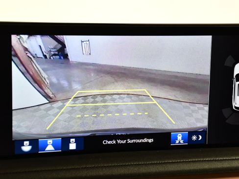 Certified 2025 Acura MDX SH-AWD w/ Technology Package image 27