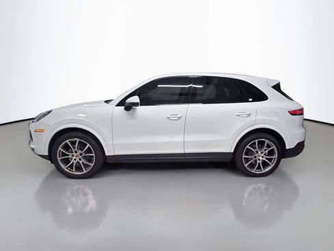 Certified 2020 Porsche Cayenne AWD/4WD image 2