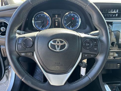 Used 2019 Toyota Corolla SE image 13