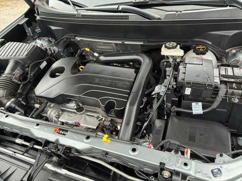 Used 2024 Chevrolet Equinox LS w/ LS Convenience Package FWD image 13