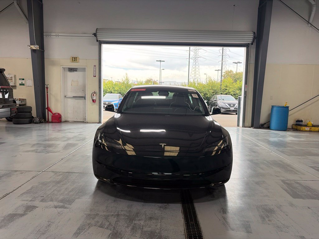 Used 2024 Tesla Model 3 Standard Range RWD image 2