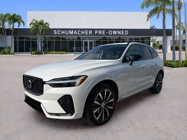Used 2024 Volvo XC60 B5 Plus w/ Protection Package AWD/4WD image 3