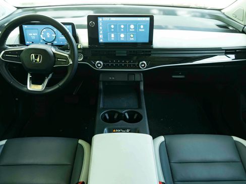 Used 2024 Honda Prologue Touring image 26