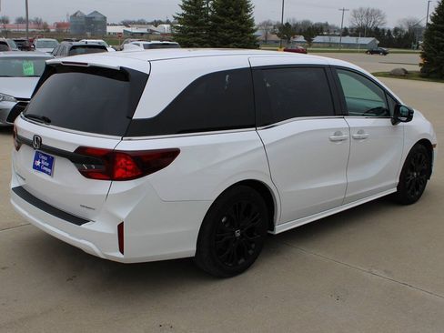 Used 2025 Honda Odyssey Sport-L image 5