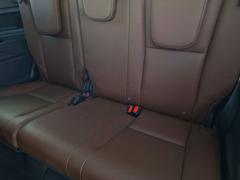 Used 2023 Subaru Ascent Touring AWD/4WD image 13